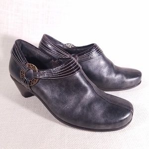 NAOT Metallic Gray Black Leather Split Toe Mules
